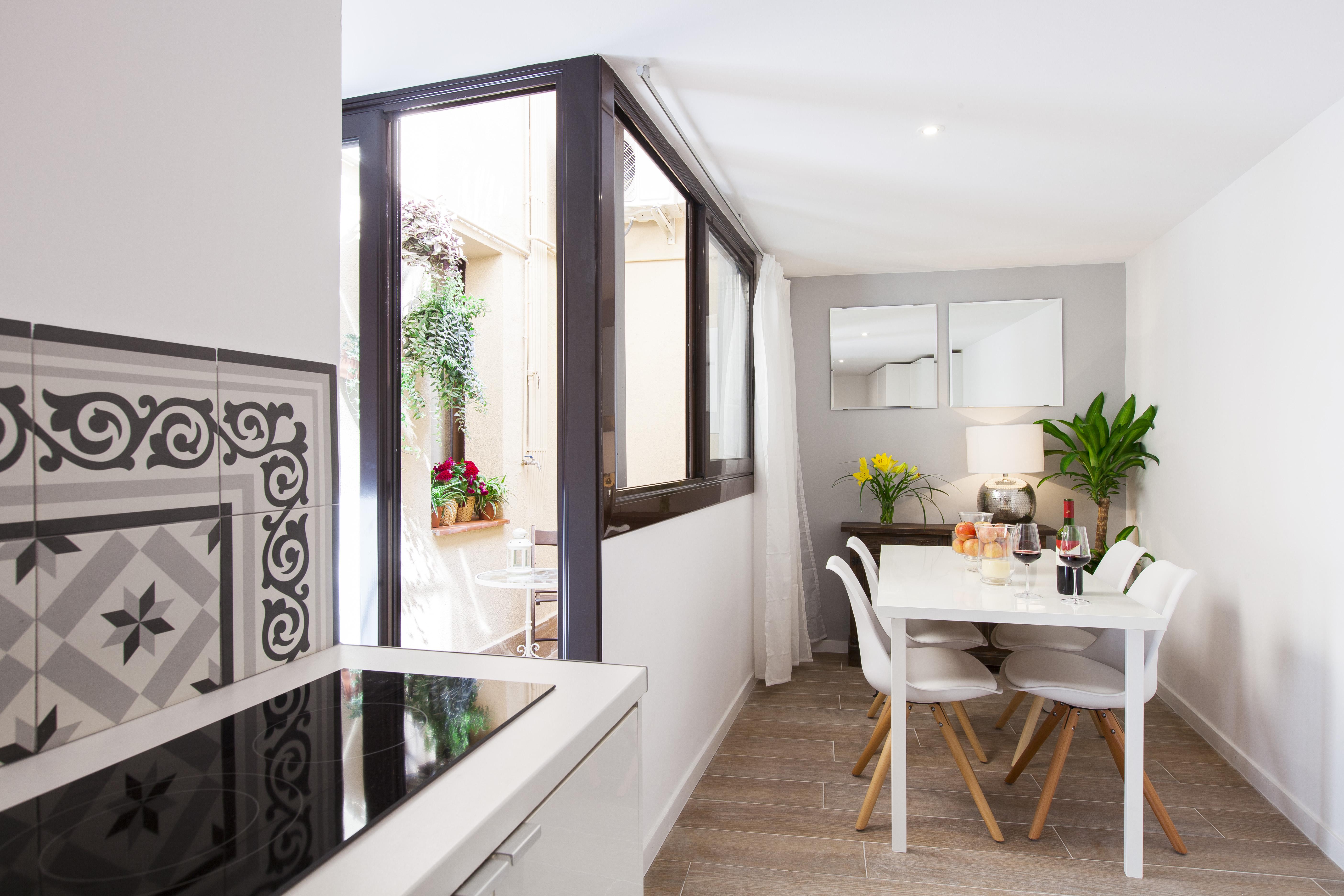 Aspasios Charming Flats Барселона Екстериор снимка
