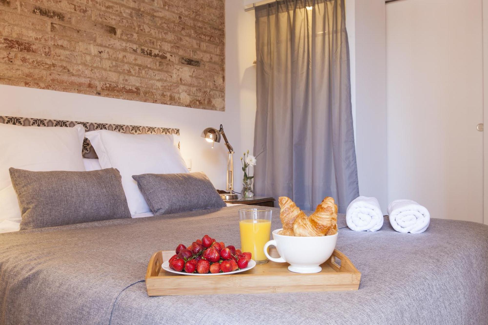 Aspasios Charming Flats Барселона Стая снимка